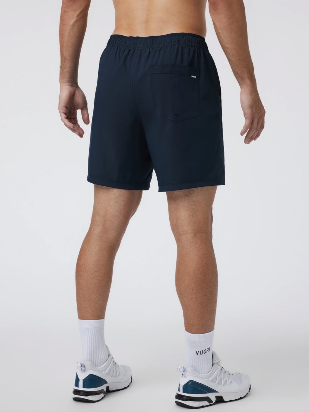 Men’s Vuori Kore Short Lined 7” - Picture 4 of 6